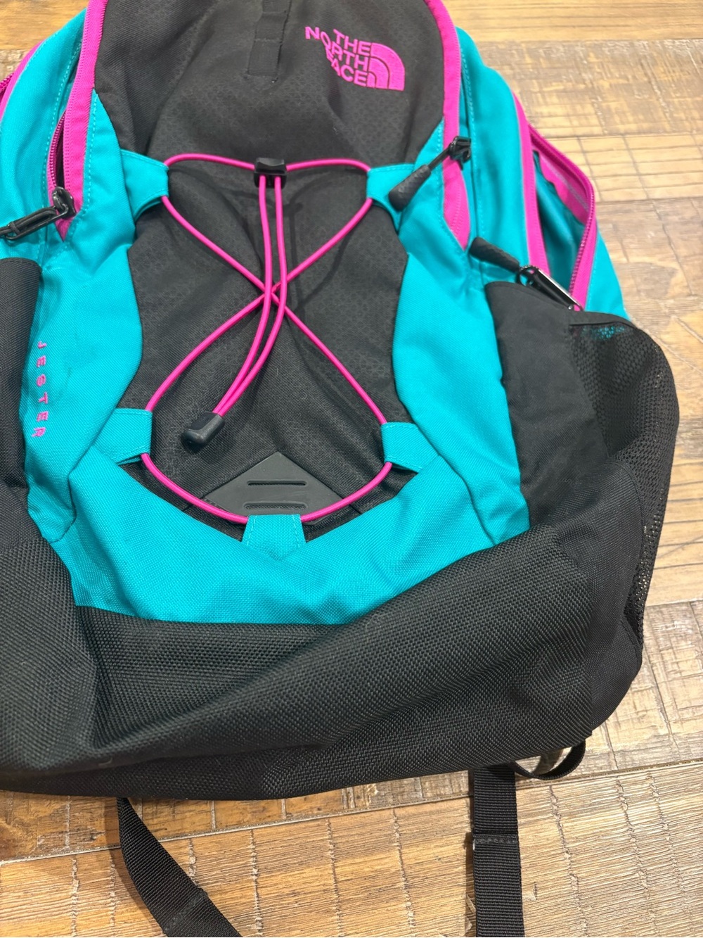 North face back pack - Picture 6 of 7